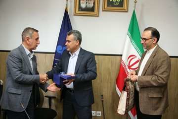  مراسم معارفه و تکریم سرپرست مدیریت امور فنی شرکت نفت مناطق مرکزی ایران
