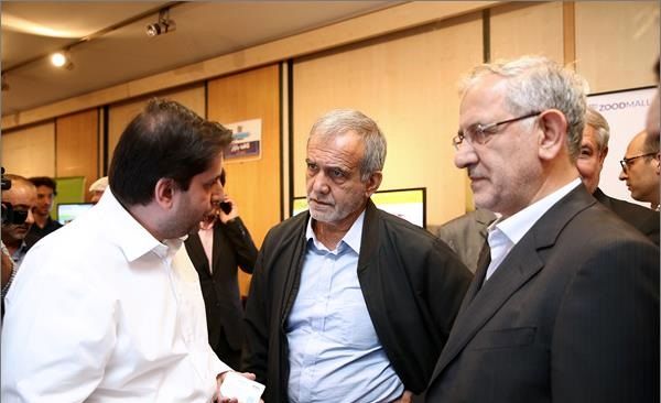 نمایندگان مجلس با خدمات و برنامههای شاتل موبایل آشنا شدند
