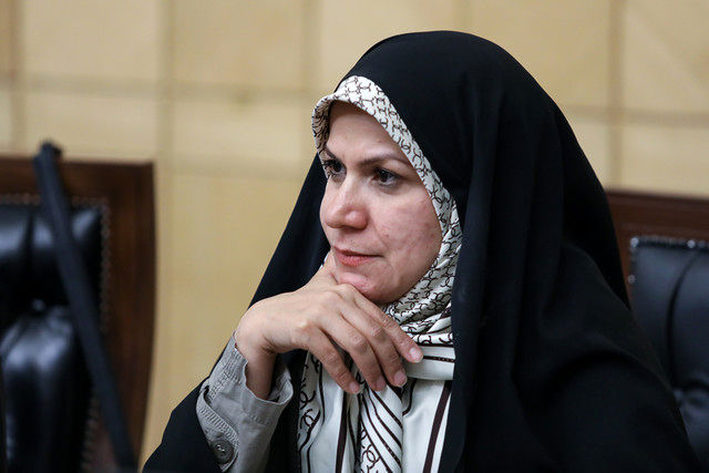 تساوی بین حقوق و دستمزد
کارگران
و دیگر اقشار جامعه