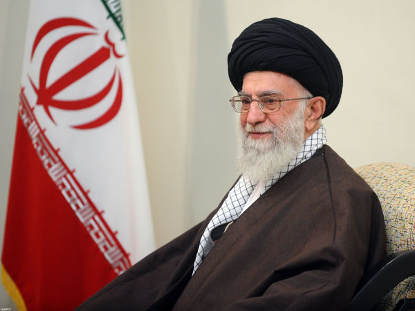 پیام رهبر انقلاب به اجلاسیه سراسری راویان ایثارگر