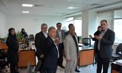یک برنامه موفق با اهداف بلند مدت و روش های عملی و نوآورانه منطبق است

