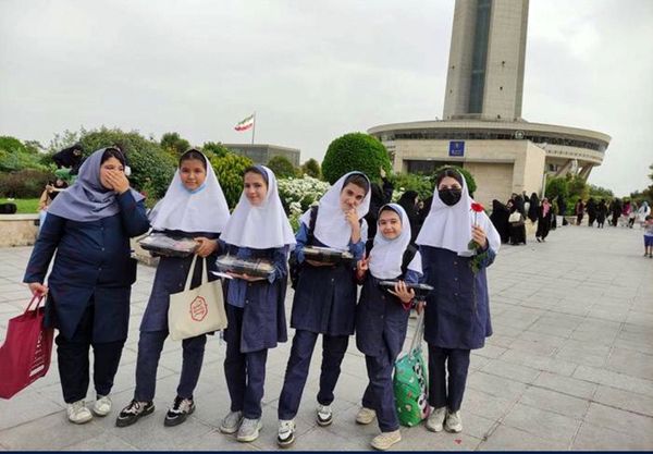 آموزش رایگان برای دختران در سرای محله دروازه شمیران

