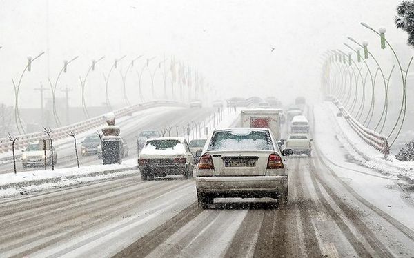حذف نمک در رفع یخزدگی جادهها