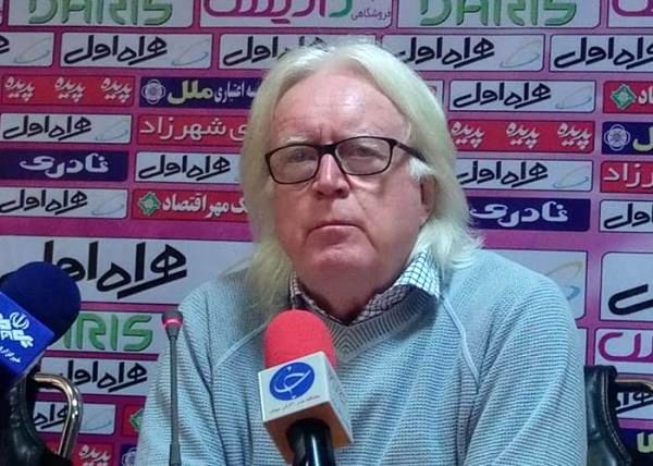 شفر: باید مراقب ذوب آهن باشیم/نمی‌دانم چرا بازی‌ها این‌قدر فشرده است!