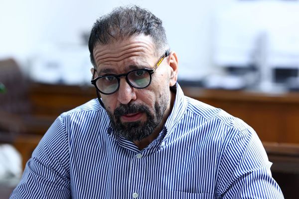 مهربان: کشتی با تمام توان راهی بحرین میشود