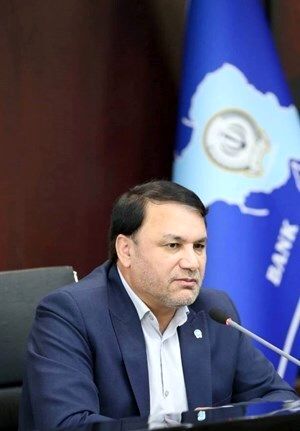 مدیرعامل بانک سپه فرارسیدن هفته دولت و روز کارمند را تبریک گفت
