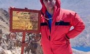 صعود موفق کوهنورد ایلامی به بام لرستان

