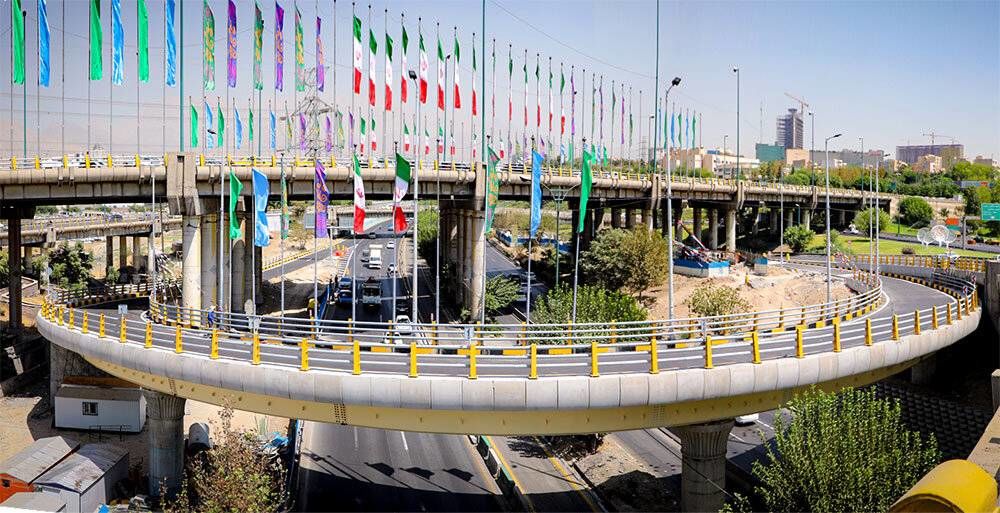 پل دوربرگردان شمال به شمال بزرگراه شهید چمران بهره برداری شد

