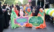 استقبال شهروندان از موکب "محبان الرضا(ع)" منطقه یک در میدان ولیعصر (عج)  

