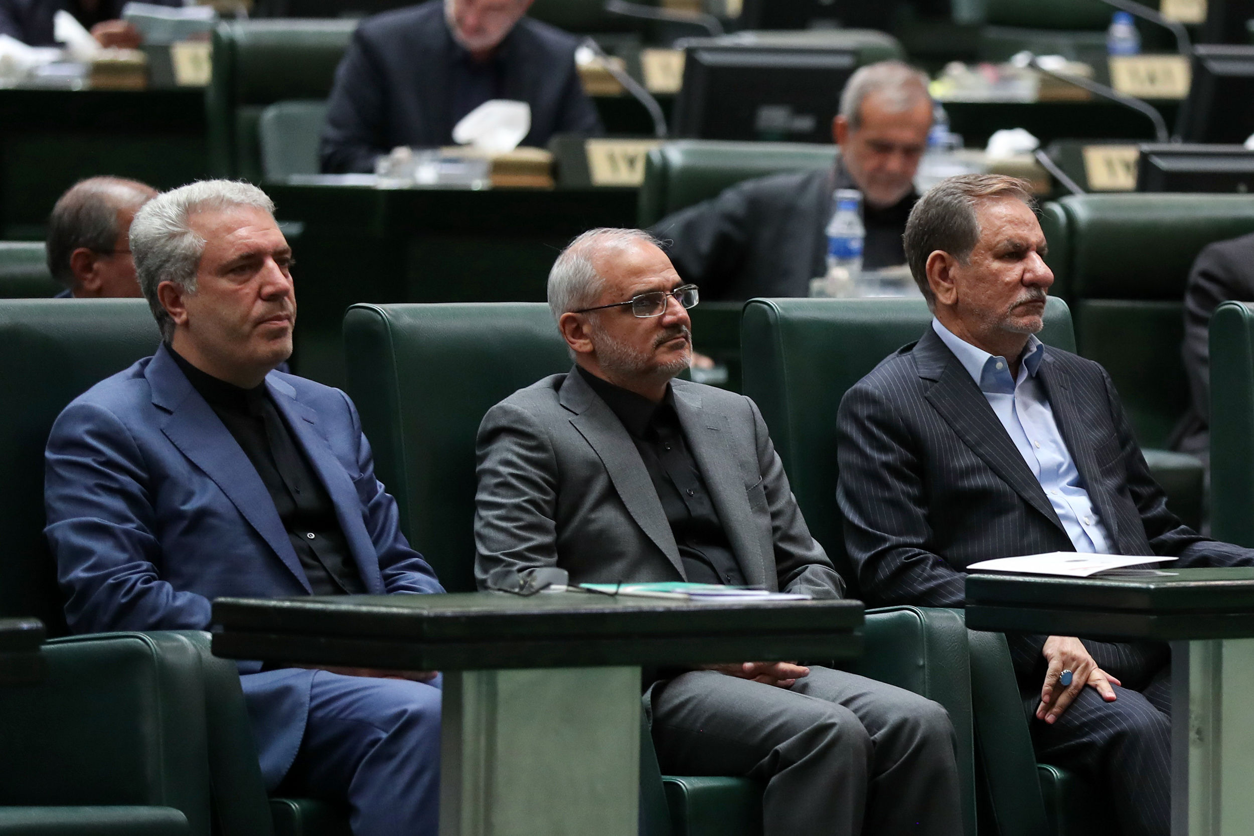«مونسان» و «حاجی میرزایی» وزیر شدند