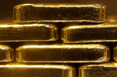 خریداران طلا دست پر تالار بورس کالای ایران را ترک کردند
