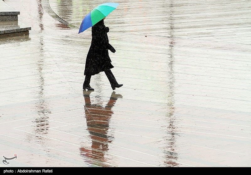 سامانه بارشی تا سه‌شنبه باقی می‌ماند