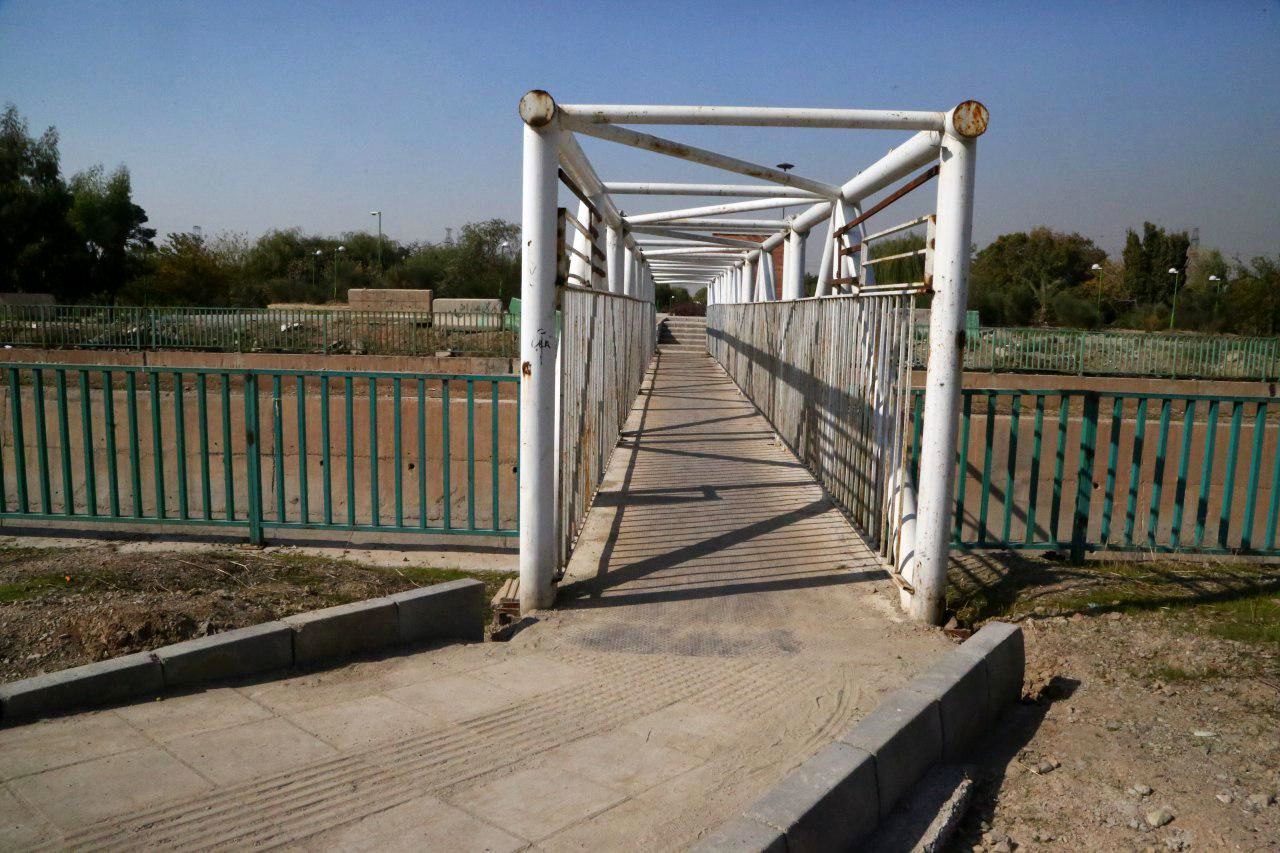  دسترسی دو بوستان آزادگان و خلیج فارس منطقه 15 برای کم توانان

