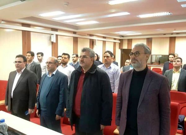 رعایت اخلاق حرفه‌ای و مشتری‌مداری ضرورت هر سازمان امروزی است

