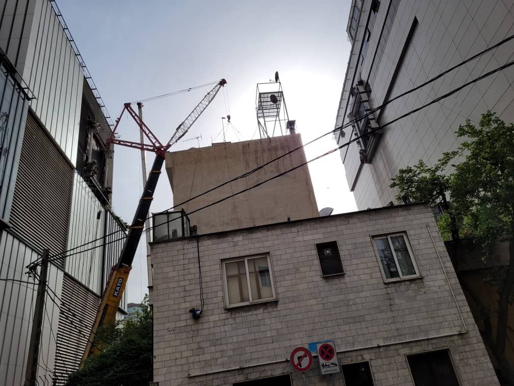 سازه غیر مجاز پالادیوم جمع آوری کامل شد