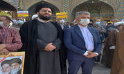  امروز همه ما باید به هر نحوی که شده است حافظ انقلاب عزیزمان باشیم